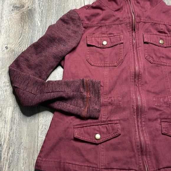 ASHLEY by 26 International Juniors Maroon Wine Hooded Utility Jacket, size small - Picture 5 of 12